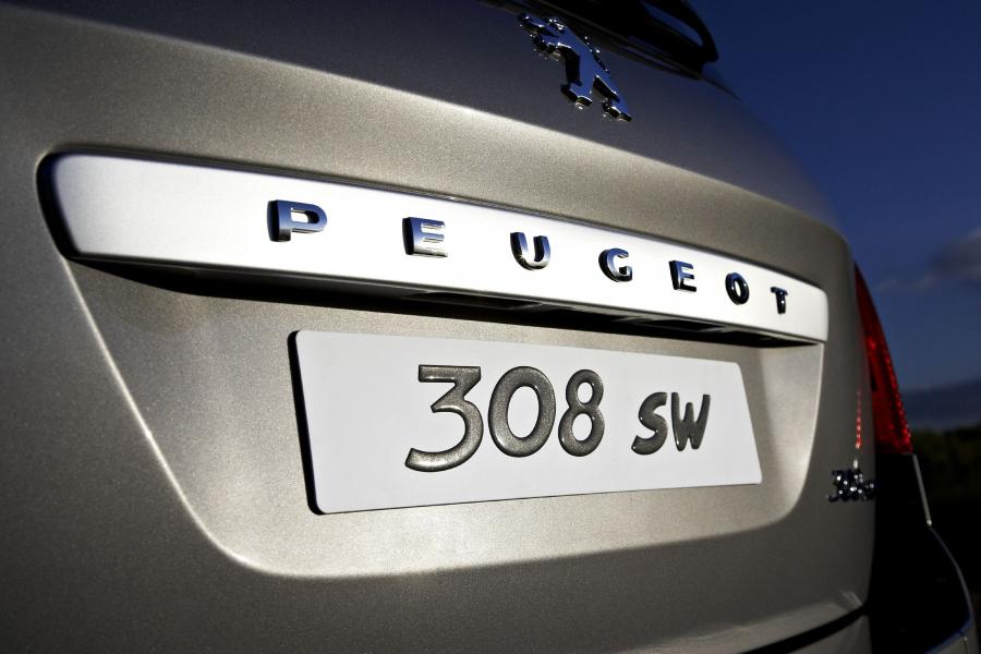  Peugeot 308 SW 2009 года  (фото 79 из 140)